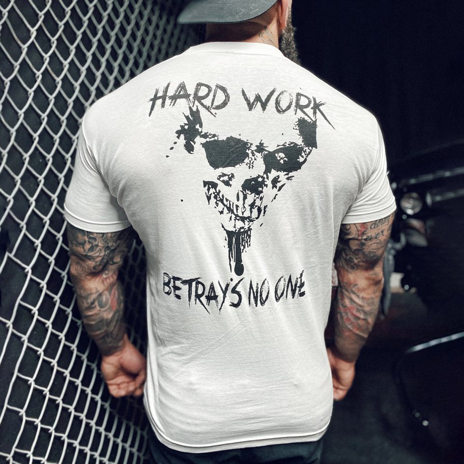 Livereid Cool Hard Work Skull Print T-Shirt - chicyea