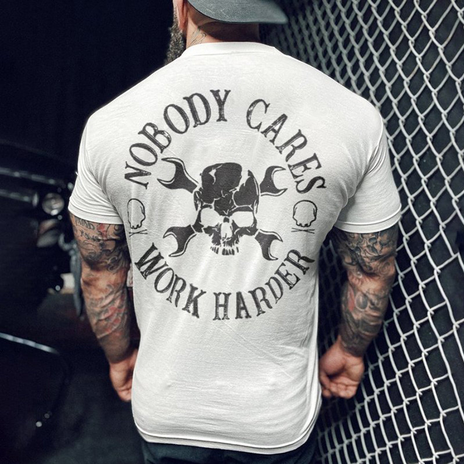 Livereid Nobody Cares Skull Print T-Shirt - chicyea