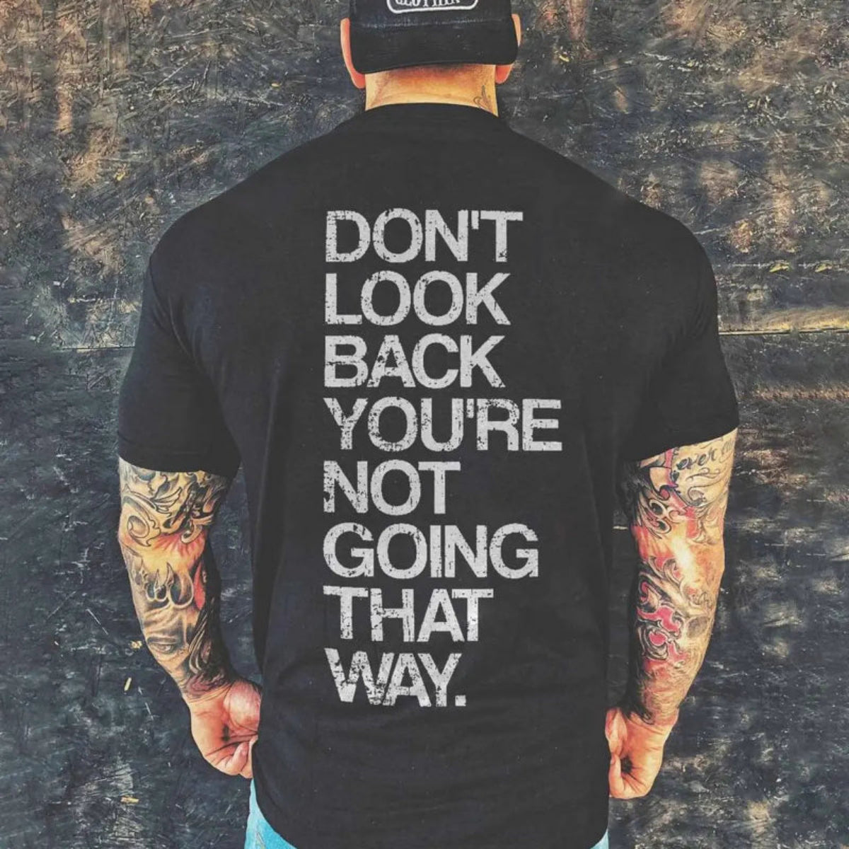 Livereid Don'T Look Back You'Re Not Going That Way Letter T-Shirt