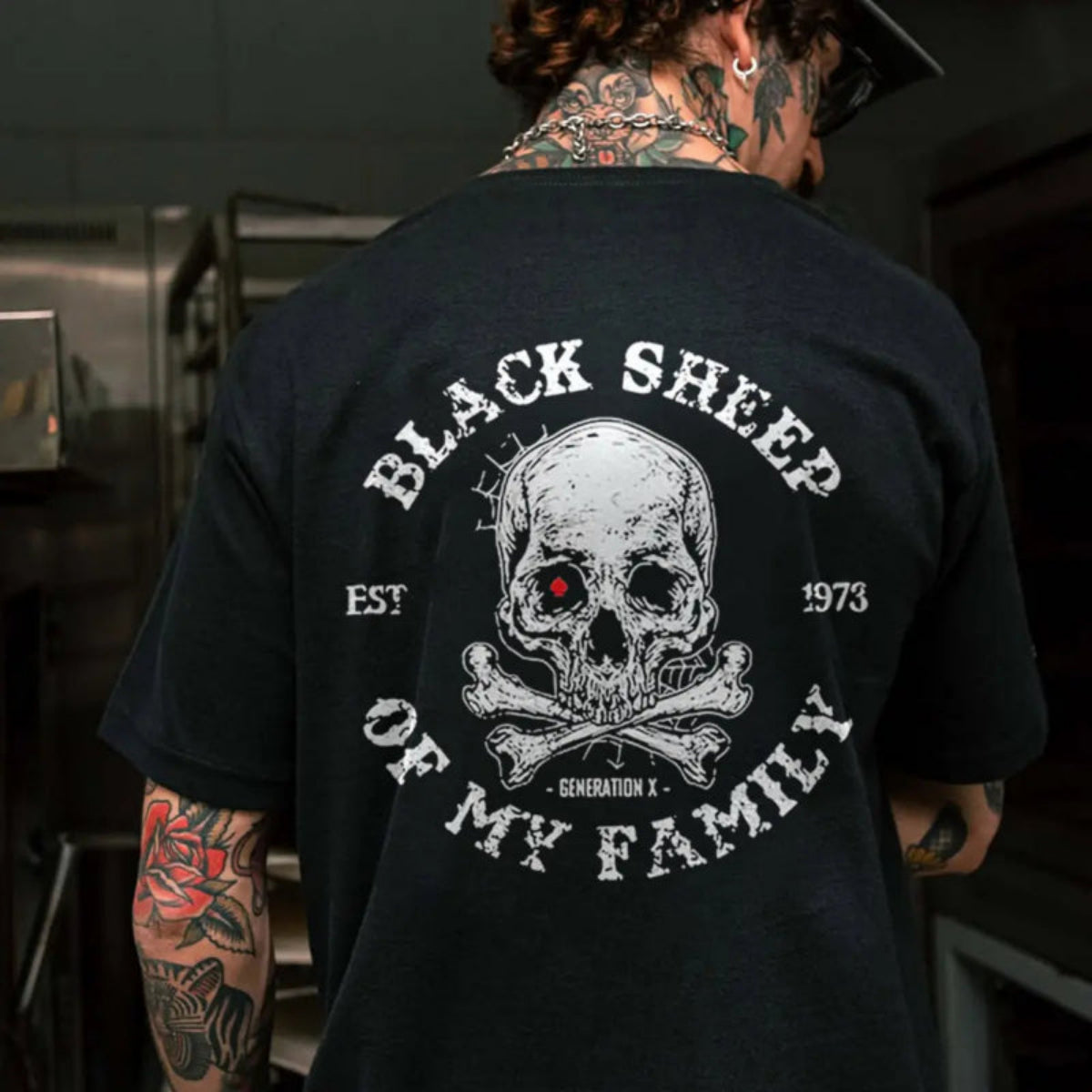 Black Sheep Of My Family Printed Men's T-shirt Image - 1