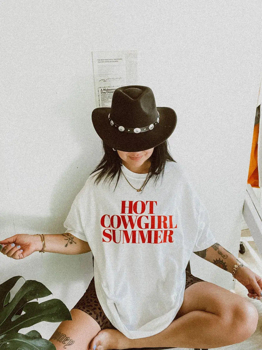 Hot Cowgirl Summer Printed Oversized Unisex T-shirts