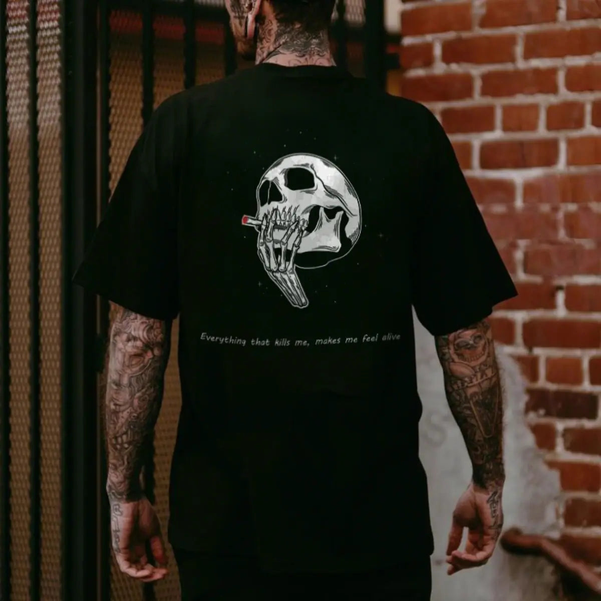 Everything That Kills Me, Makes Me Feel Alive Printed Men's T-shirt