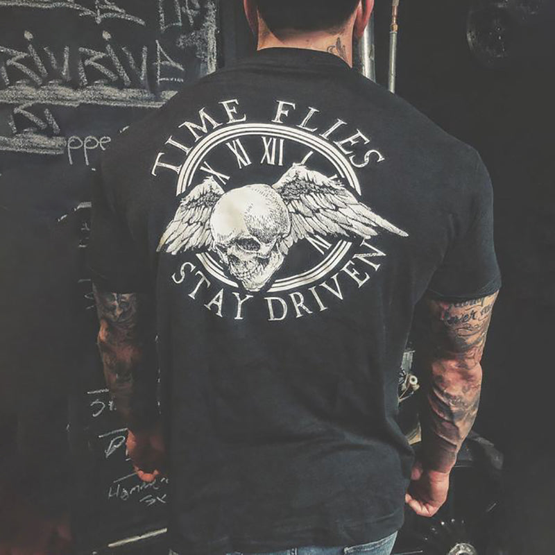 Livereid Black Wings Skull Print Crew Neck T-Shirt - chicyea