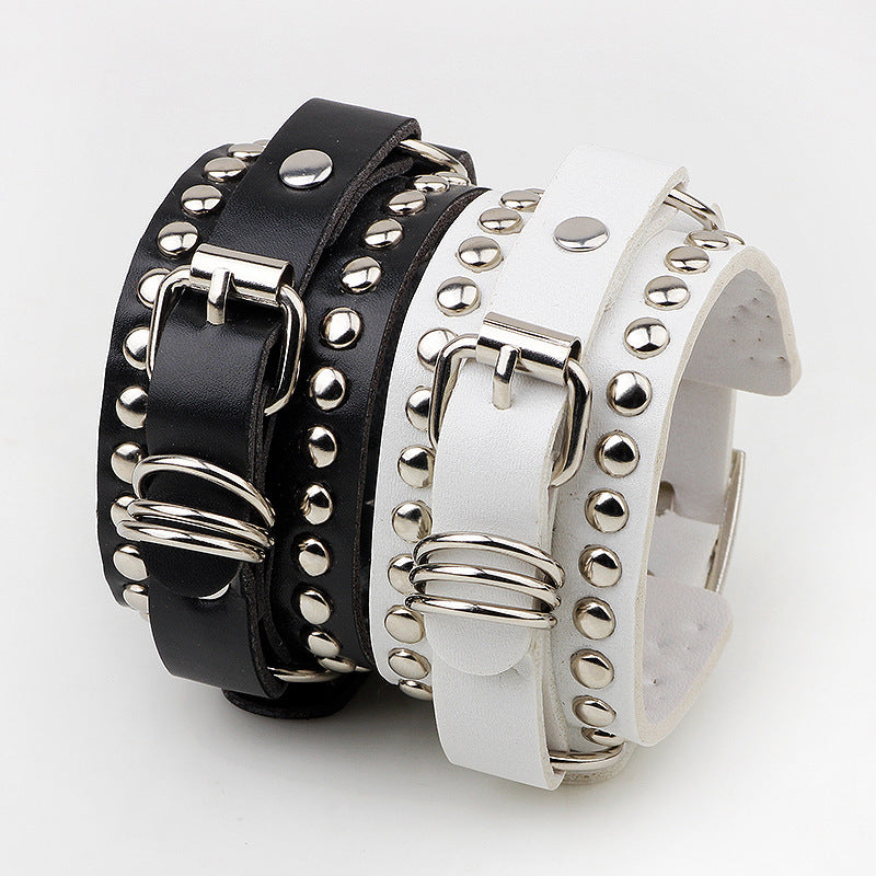 Minnieskull Fashion Punk Rivet Cool Bracelet - chicyea