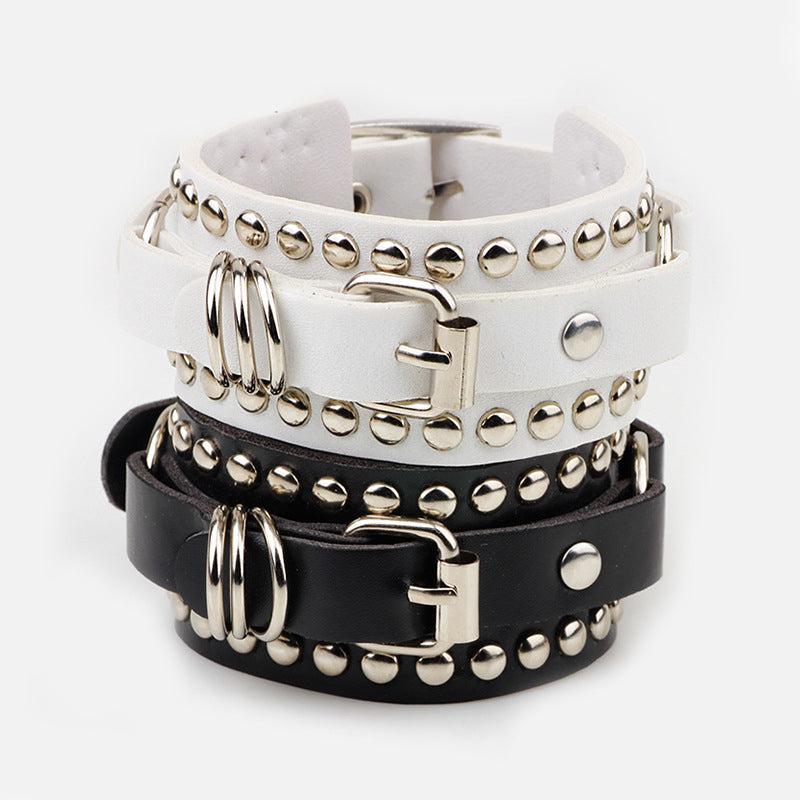 Minnieskull Fashion Punk Rivet Cool Bracelet - chicyea