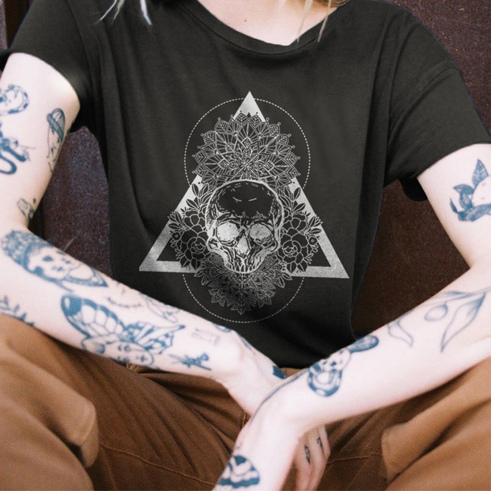 Minnieskull Designer Retro Skull Print Black T-Shirt - chicyea