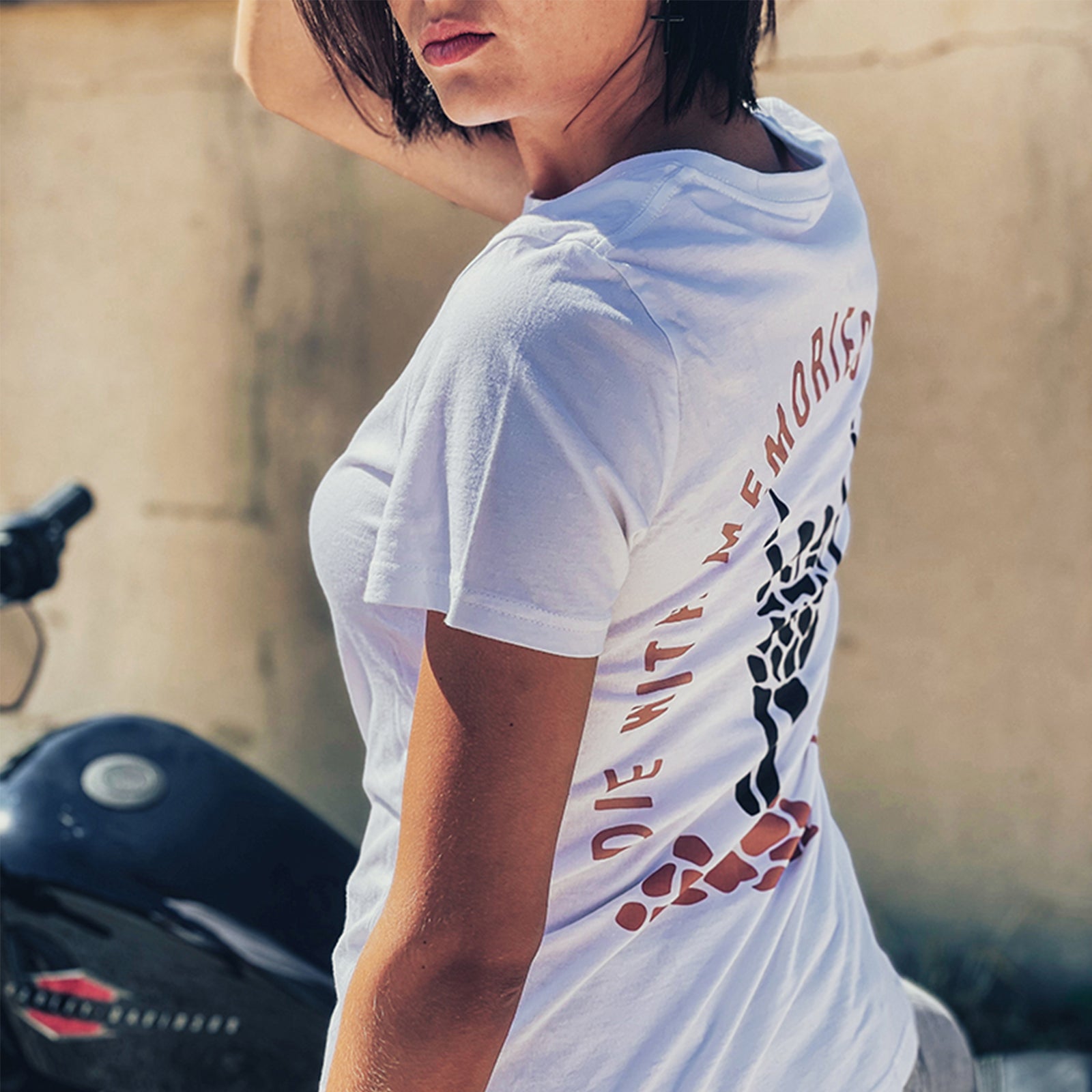 Minnieskull Die With Memories Not Dreams Printed T-Shirt - chicyea