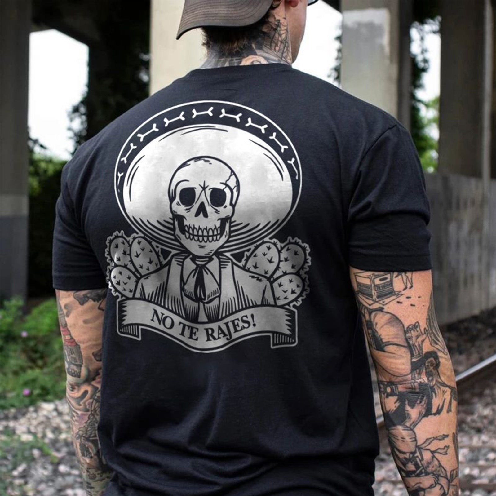 Uprandy Skull With Cowboy Hat Graphic T-Shirt - chicyea