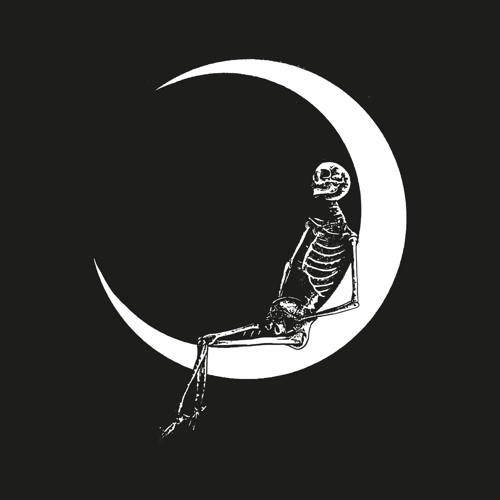 Minnieskull Skull Sitting On Moon Printed Women T-Shirt - chicyea