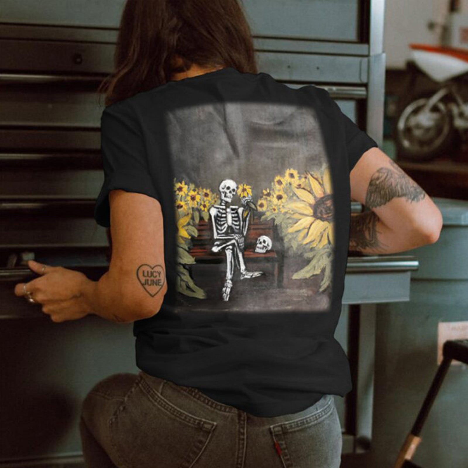 Minnieskull Sunflower Skull Printed Women T-Shirt - chicyea