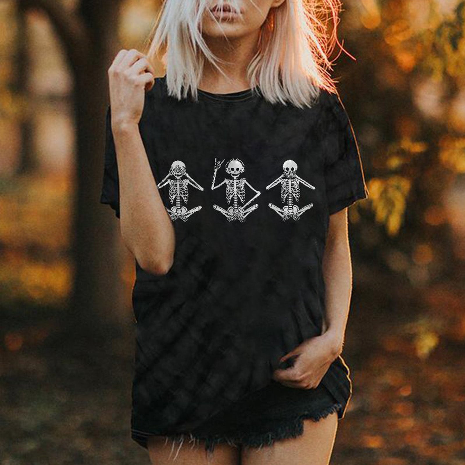 Minnieskull Cute Headphone Skulls Print Women T-Shirt - chicyea