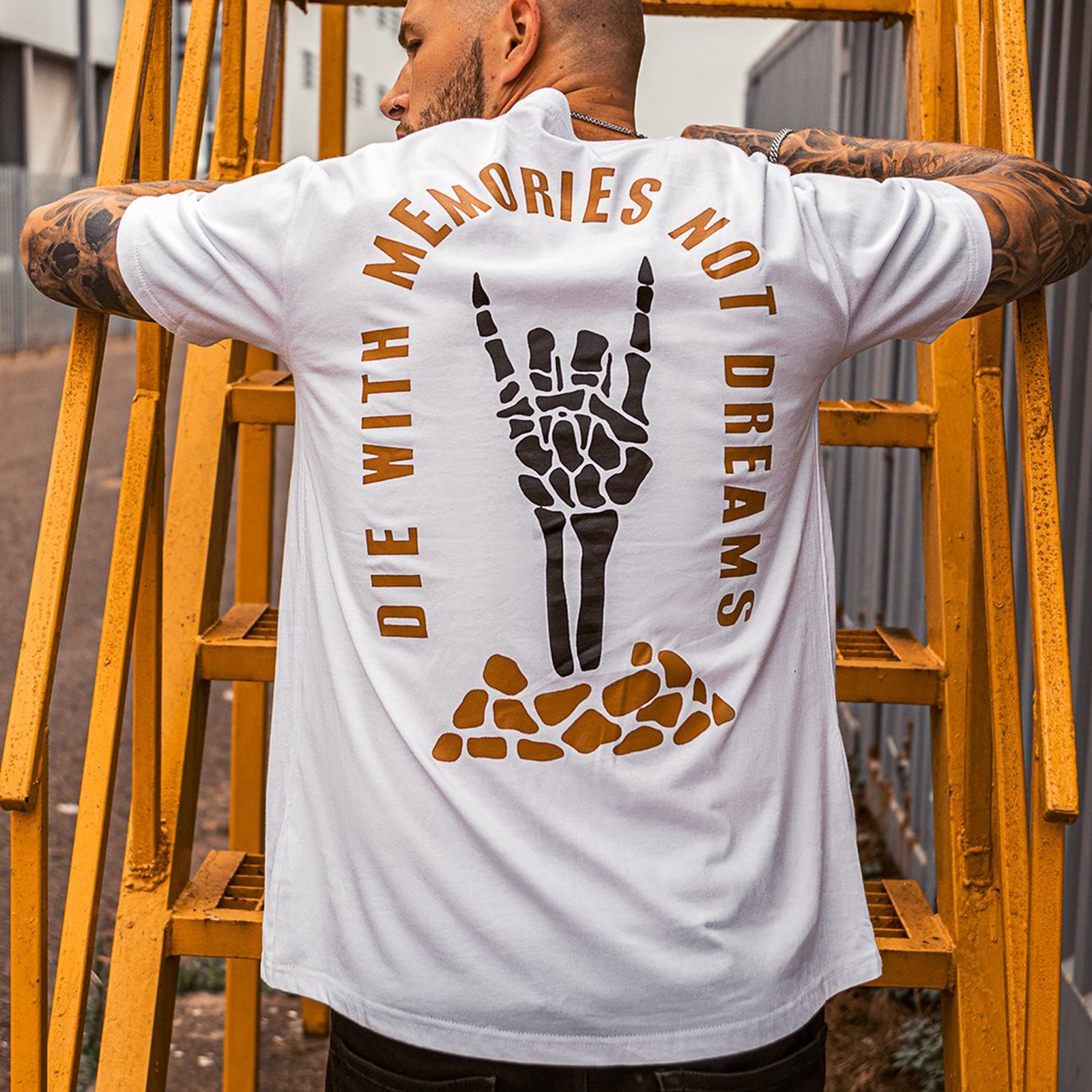 Uprandy Die With Memories Not Dreams Printed Men Casual T-Shirt - chicyea