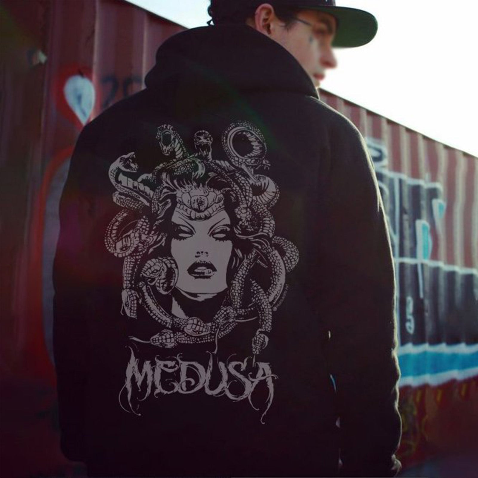 Uprandy Men Banshee Medusa Printed Stylish Hoodie - chicyea