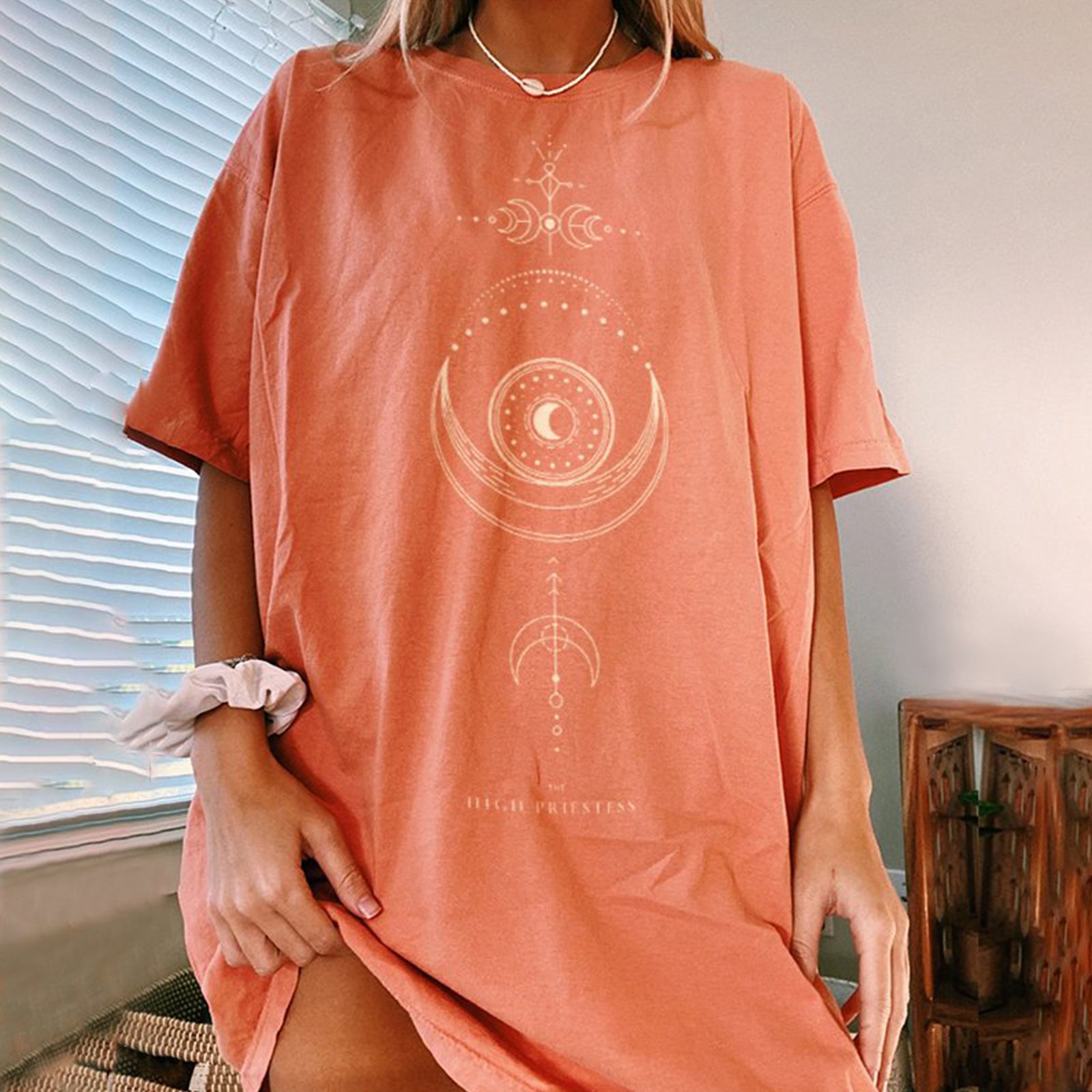 Neojana Sun Moon Fashion Printed Long T-Shirt - chicyea