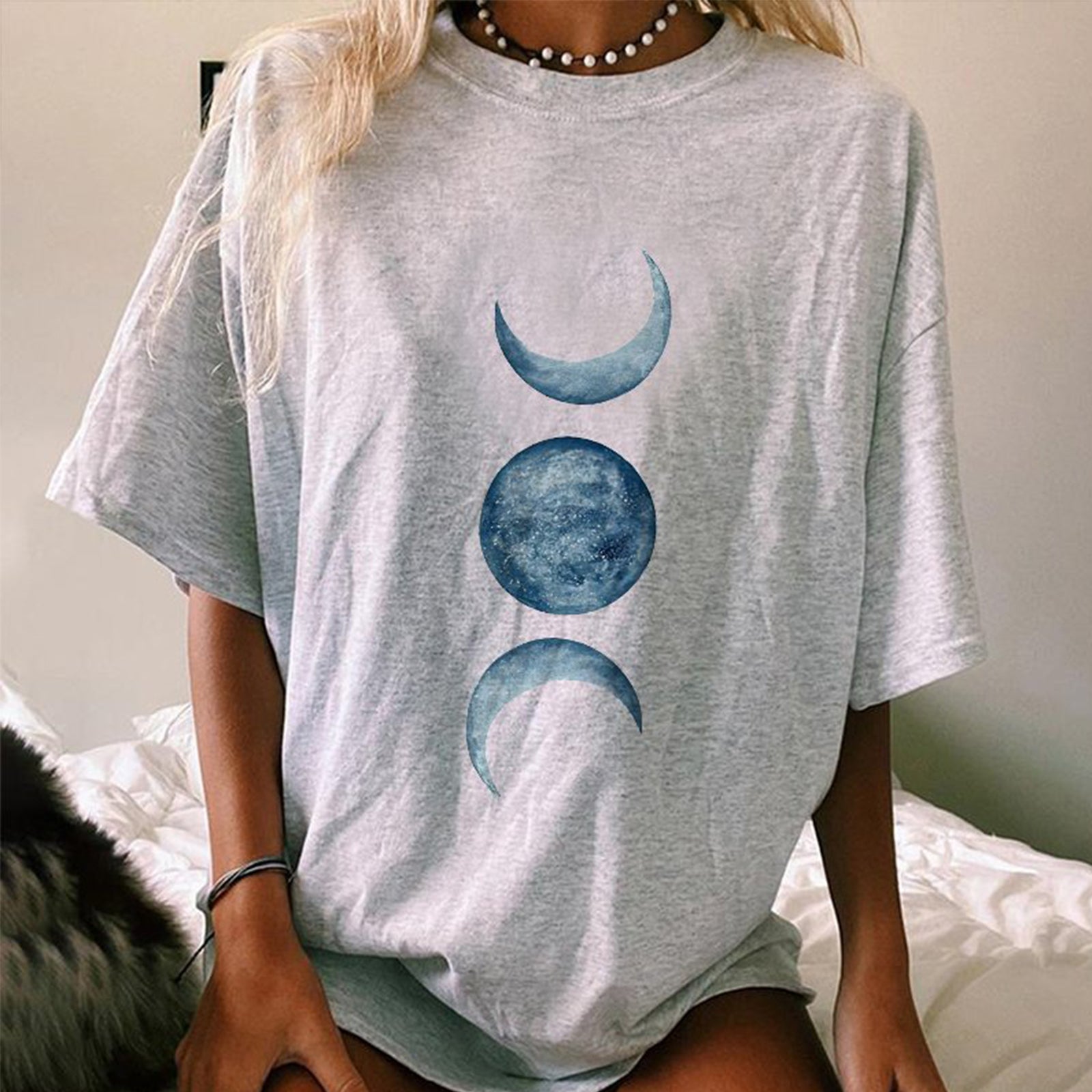 Neojana Blue Full Moon Printed Casual Plus T-Shirt - chicyea